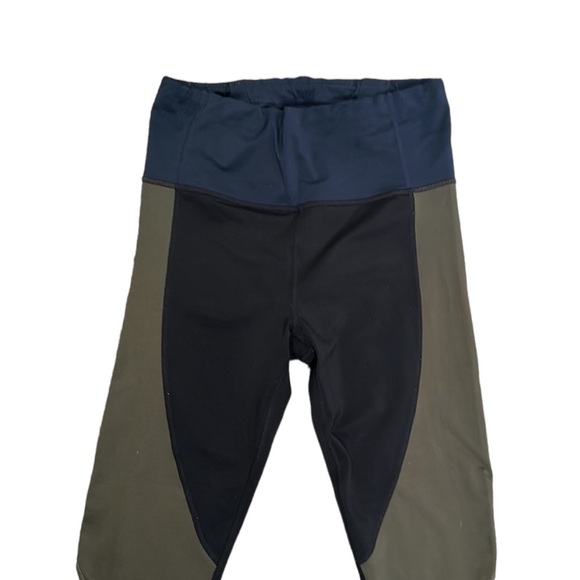 Athleta spar color block leggings size medium - Picture 4 of 9